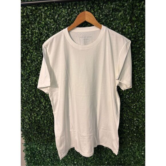 Everlane Uniform Mens NWOT White Short Sleeve Shirt Sz Large - Picture 1 of 3